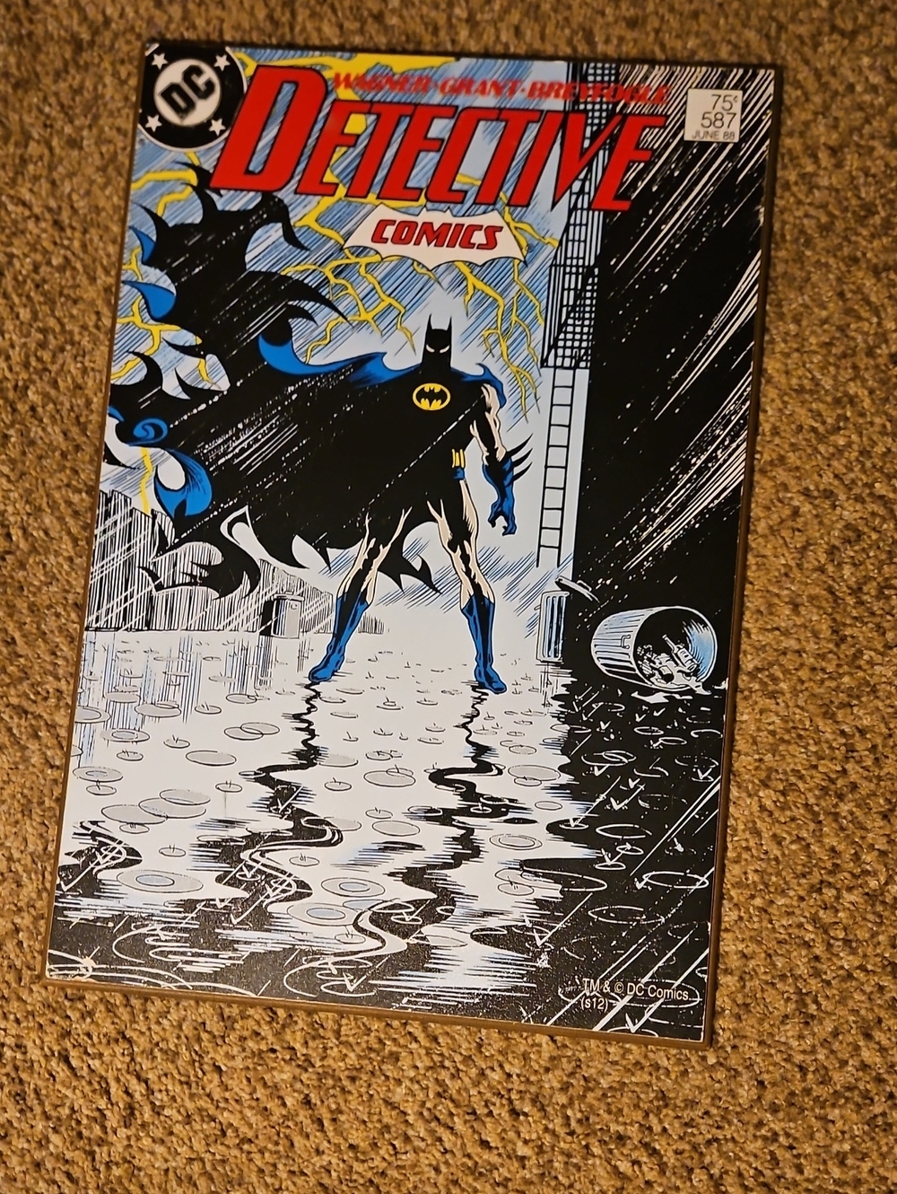 DC Batman Detective Wooden Plaque Comics  — Black, Blue, Yellow Accents